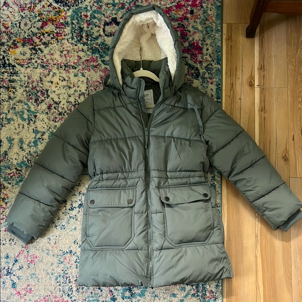 Green puffer coat - GAP
